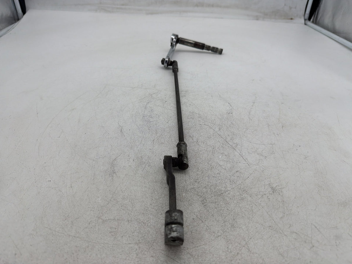 2012 Harley Electra Glide Touring Ultra OEM Gear Shifter Lever w/ Rod linkage