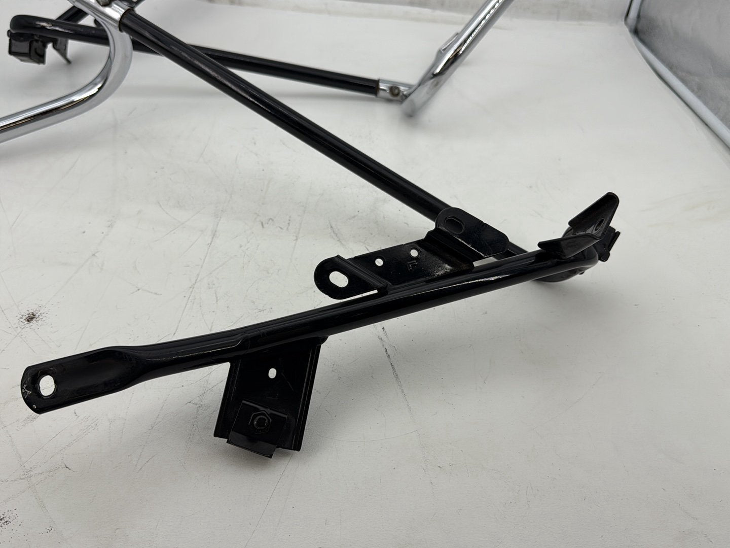 2011 Harley Electra Glide Ultra OEM Rear Left Right Saddlebag Guard Rails Bar