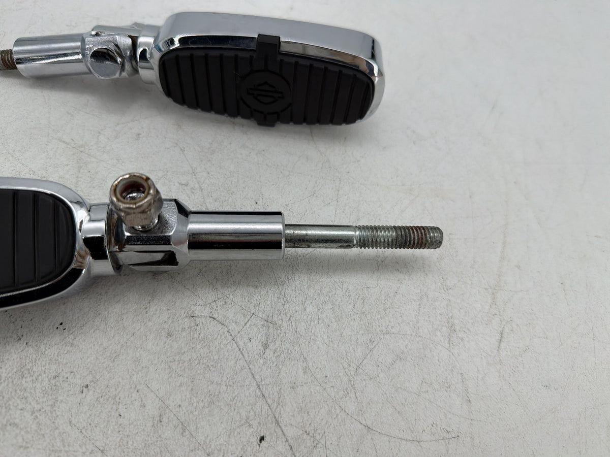 2003 Harley Softail Deuce FXSTDI OEM Passenger Left & Right Foot Pegs