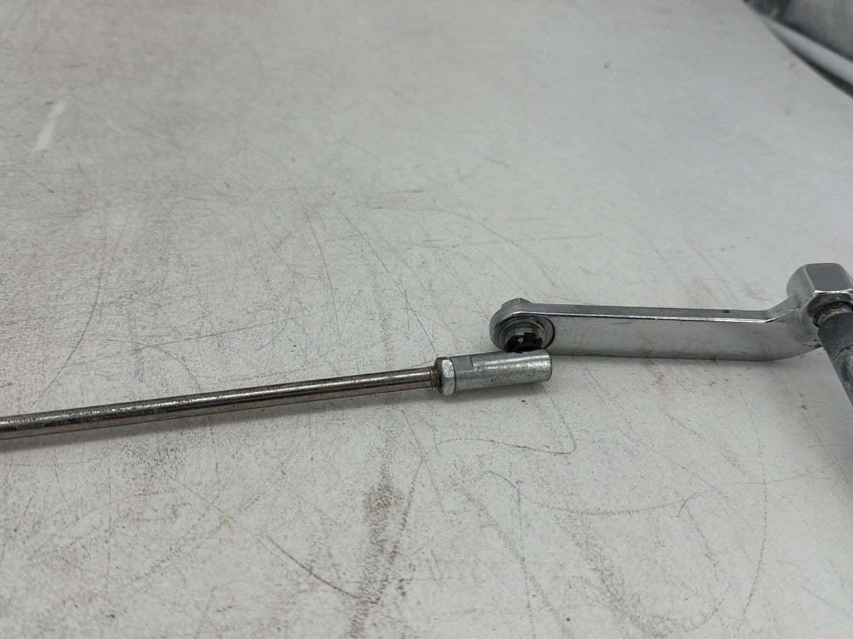 2007 Harley Electra Glide Touring Ultra OEM Gear Shifter Lever Arm & Rod linkage