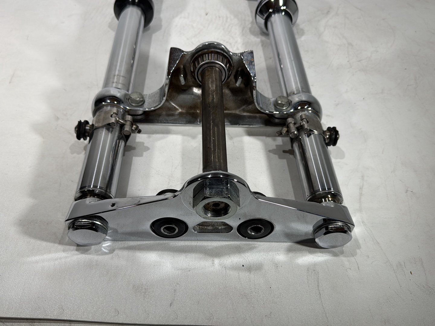 2000 Harley Dyna FXDWG Wide Glide OEM Front Triple Tree Set & LH RH Fork Legs Sliders