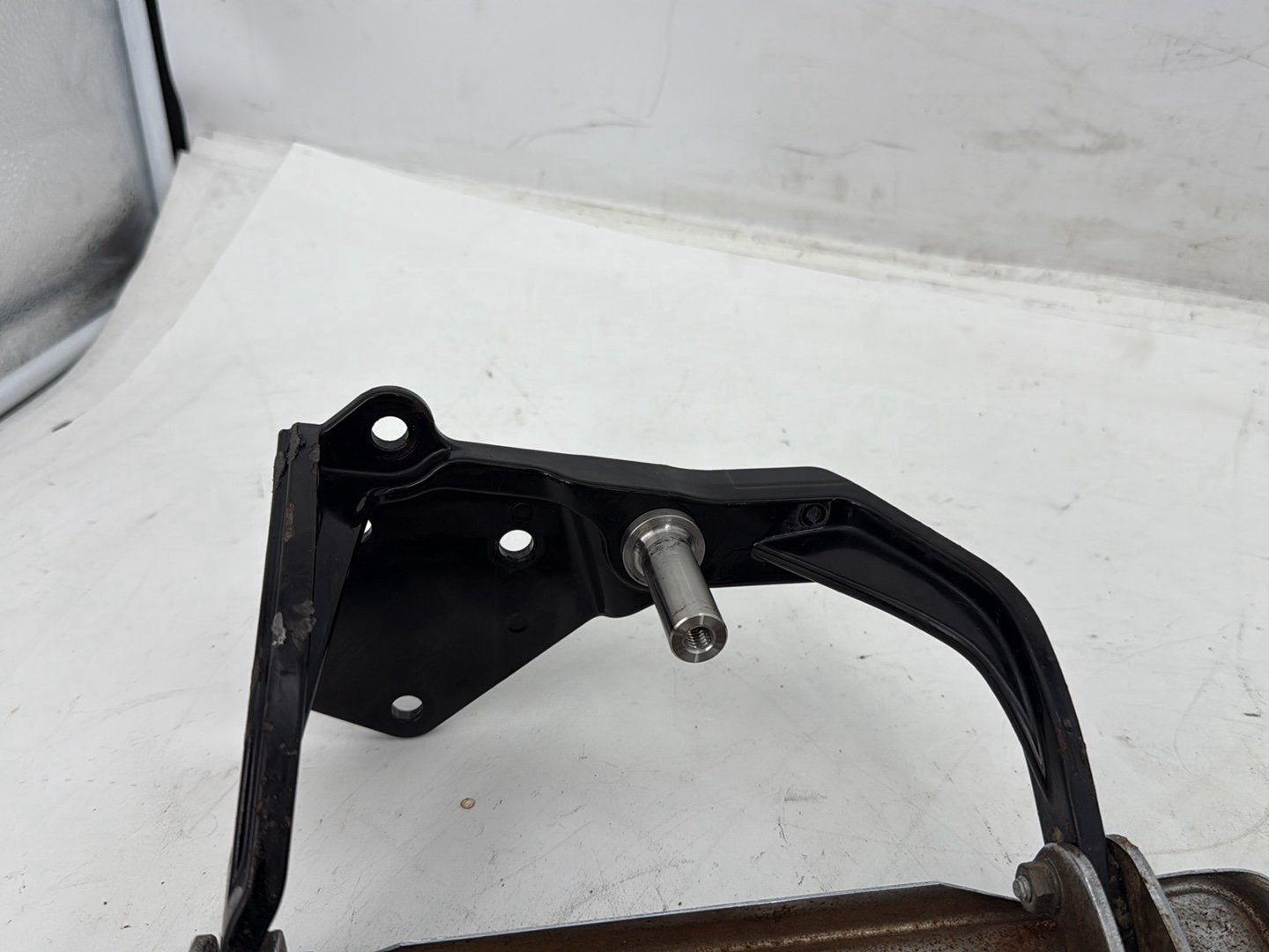 2002 Harley Heritage Softail Classic FLSTC OEM Left Right Driver & Pass Floorboard Foot Rest