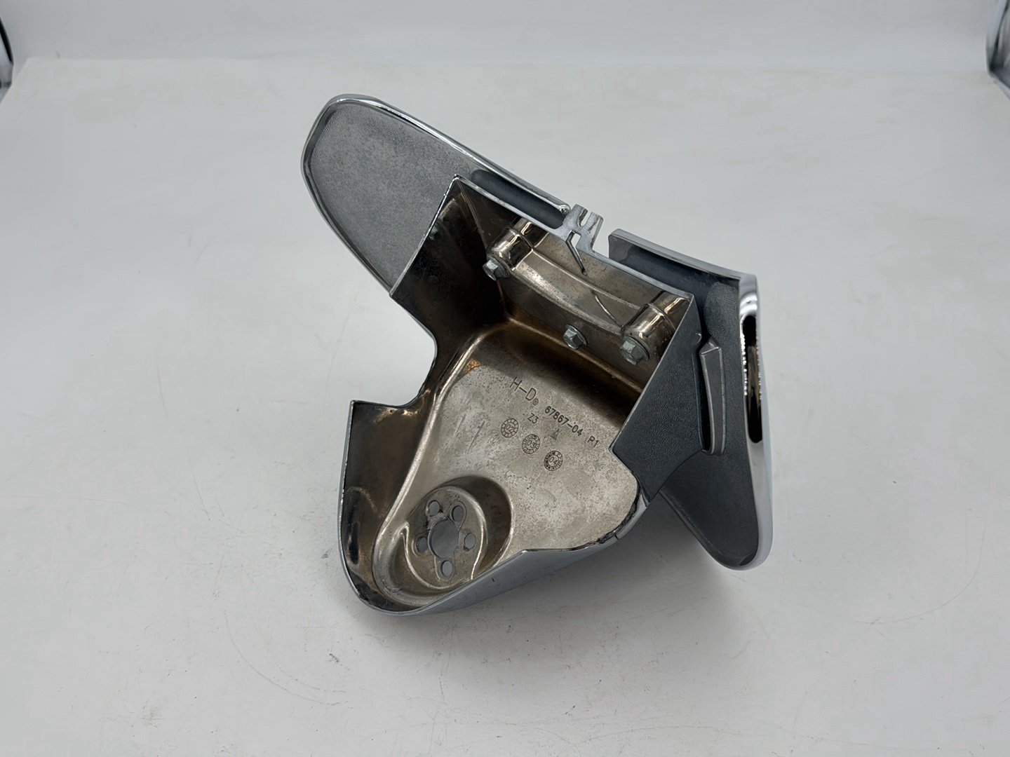 1999 - 2006 Harley-Davidson Touring Road King Custom Nacelle Ignition Trim Panel Cover 67867-04