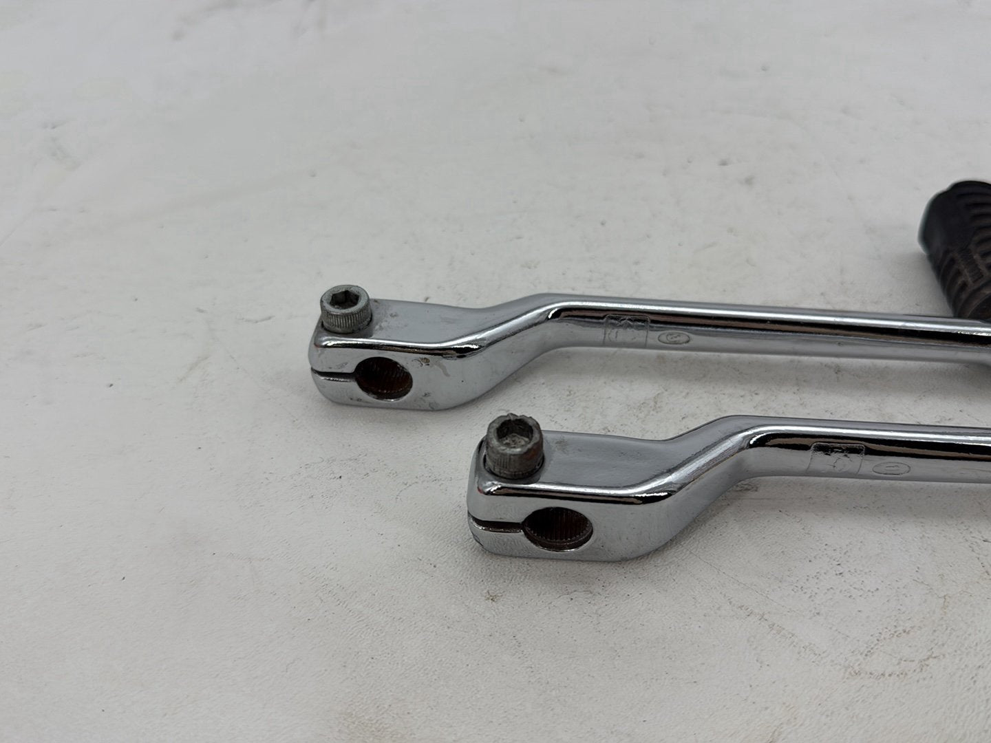 2007 Harley Street Glide Touring FLHX OEM Gear Shifter Lever Pedal Pedals