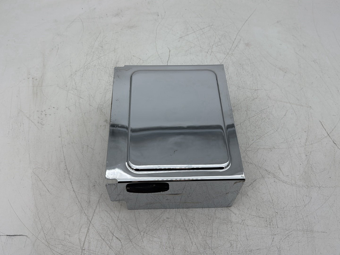 2005 Harley Dyna FXDWG Wide Glide OEM Lower Battery Tray Stay Box Cover Panel