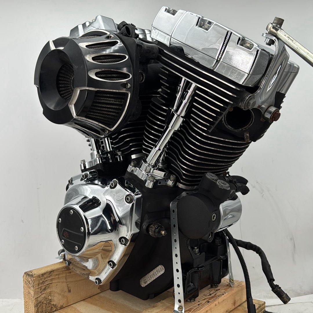 2016 Harley Road King Touring FLHR OEM EFI Twin Cam 103 Engine Motor