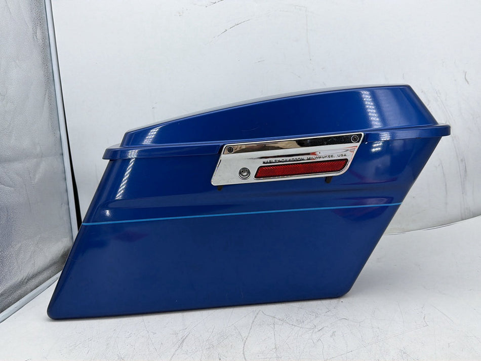 2009 Harley Electra Glide Touring Ultra FLHTCU OEM Right 1 Saddlebag Luggage NO Key