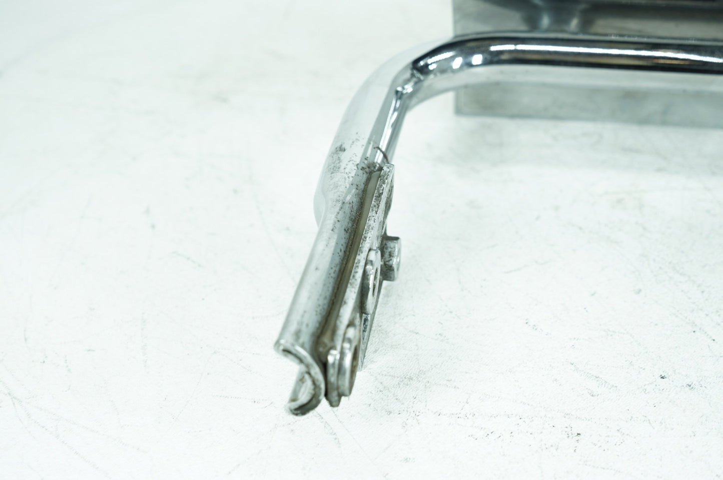 1999 - 2006 Harley-Davidson Touring Electra Ultra Classic Rear License Plate Support Bar Holder 53422-97