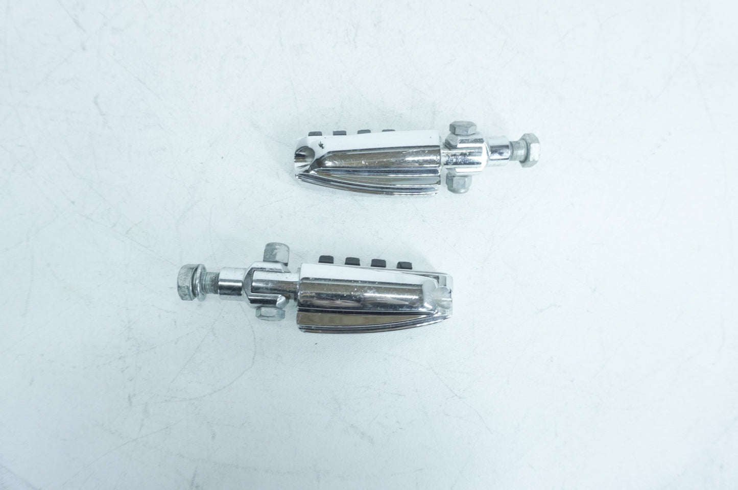 1999 - 2006 Harley-Davidson Touring Road King Classic Front Right Left Highway Foot Pegs