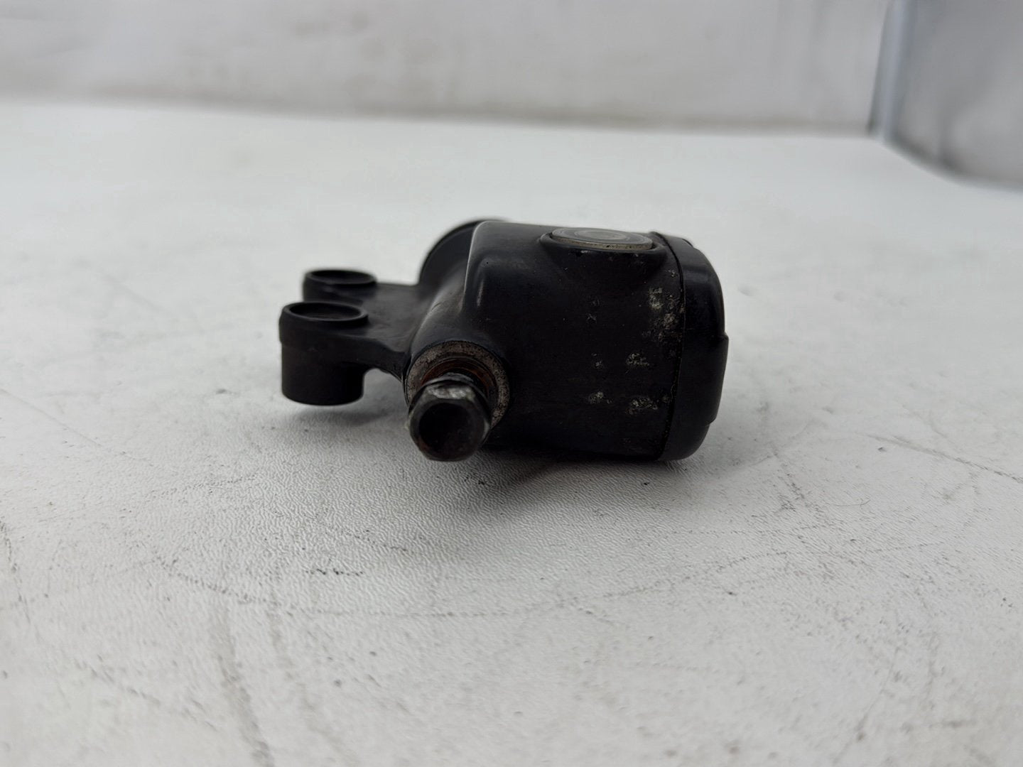 2008 Harley Road King Touring FLHR OEM Rear Brake Master Cylinder Reservoir