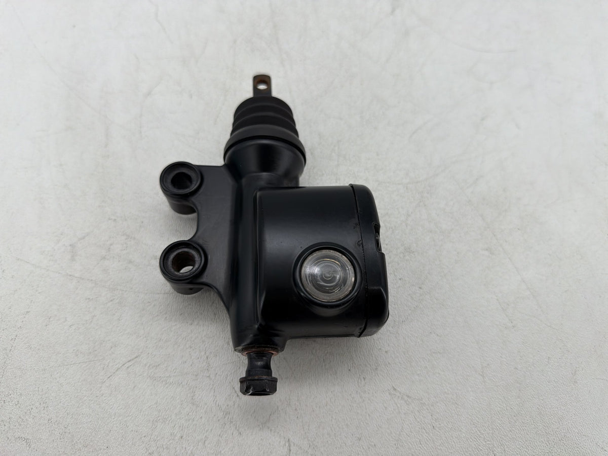 2011 Harley Road King Touring FLHR OEM Rear Brake Master Cylinder Reservoir