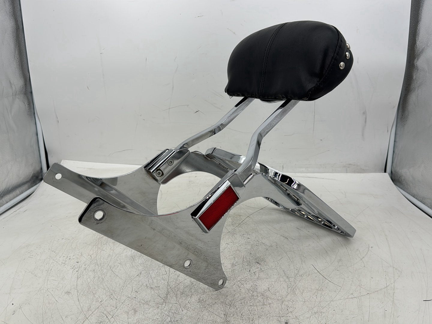 2007 Harley Softail Heritage Classic FLSTC OEM Rear Sissy Bar w/ Backrest Cushion Pad