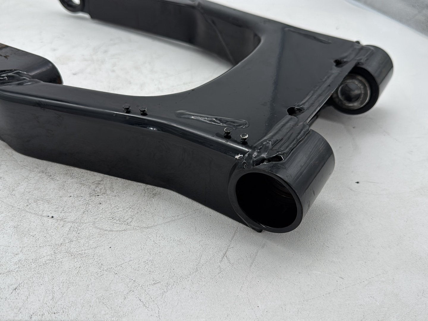 2006 Harley Street Glide Touring FLHXI OEM Rear Fork Swingarm Swing Arm
