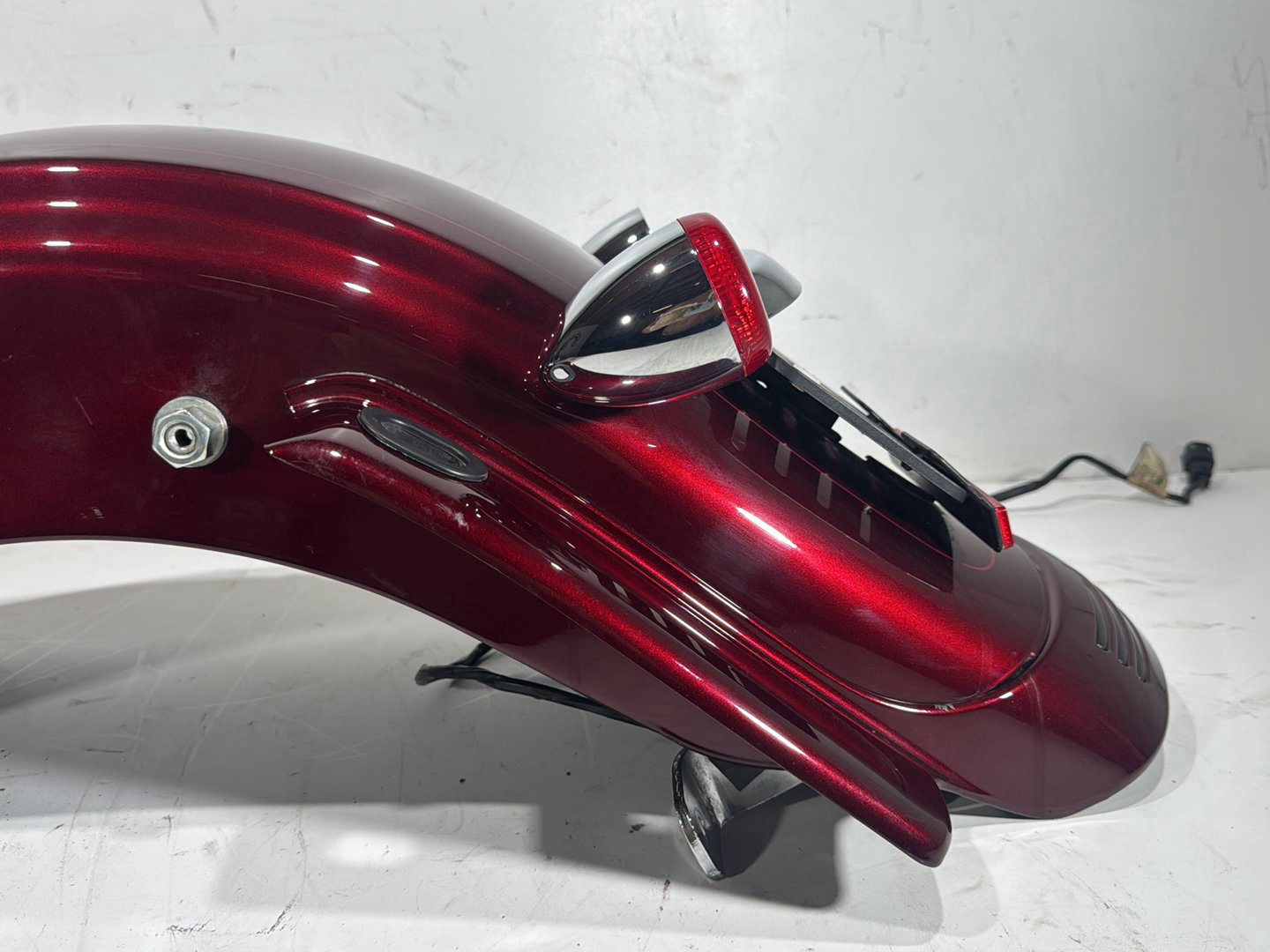2014 Harley Street Glide Touring FLHXS OEM Rear Wheel Fender & Turn Signals Bar