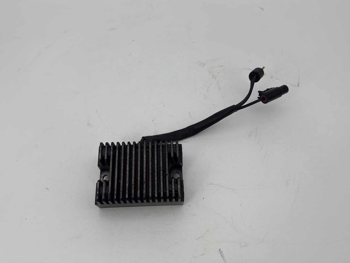 2003 Harley Sportster XL1200C 1200 Custom Anniversary OEM Voltage Regulator Rectifier
