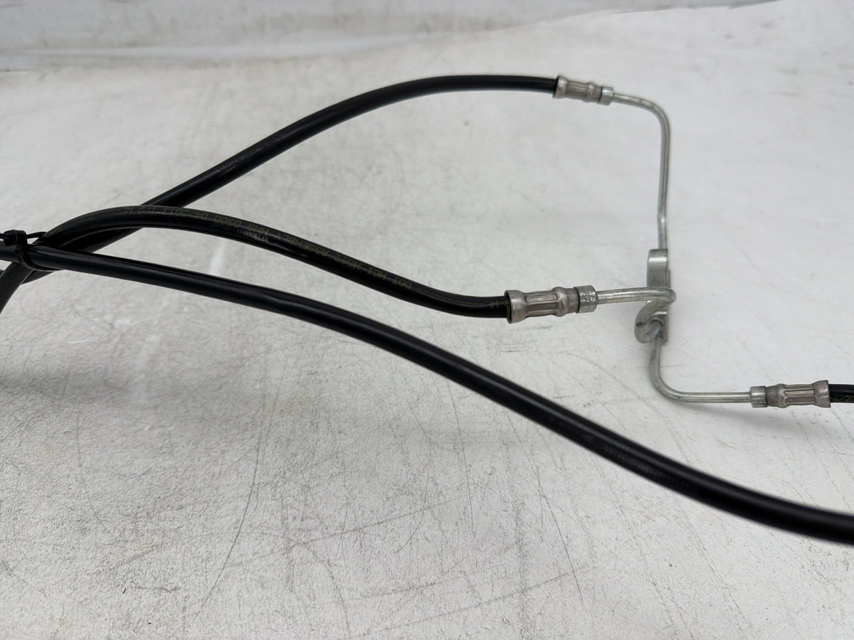 2013 Harley Electra Glide Touring FLHTCU OEM Front Brake Hose Line Pipe NON-abs