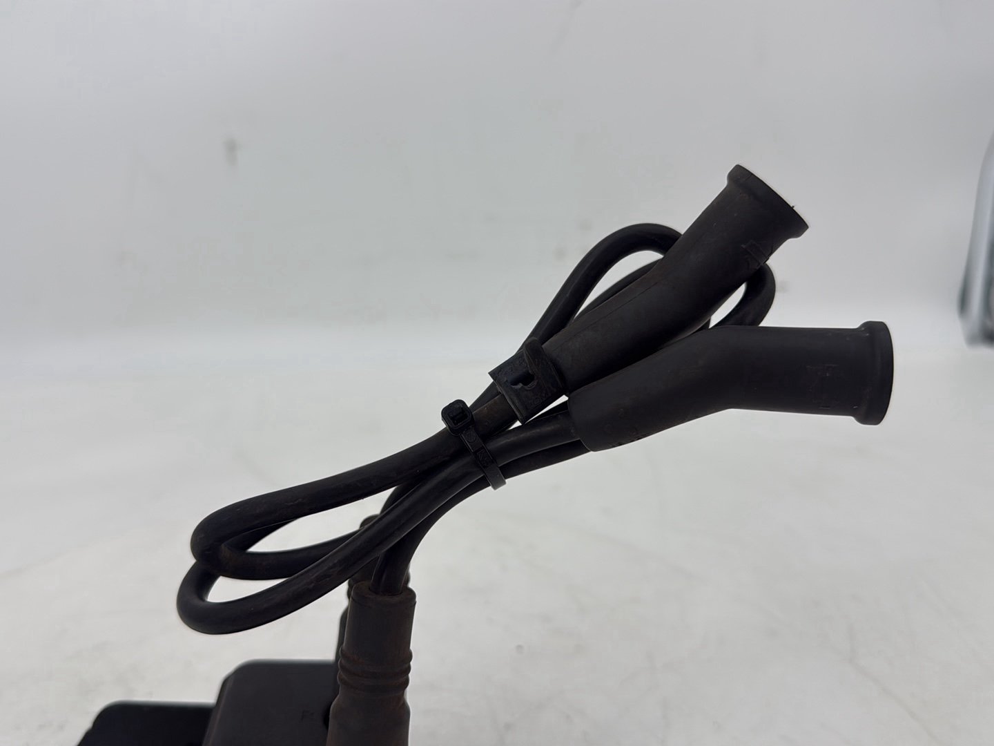 1999 - 2006 Harley-Davidson Touring Electra Glide Ignition Coil Spark Plugs Cable 31655-99