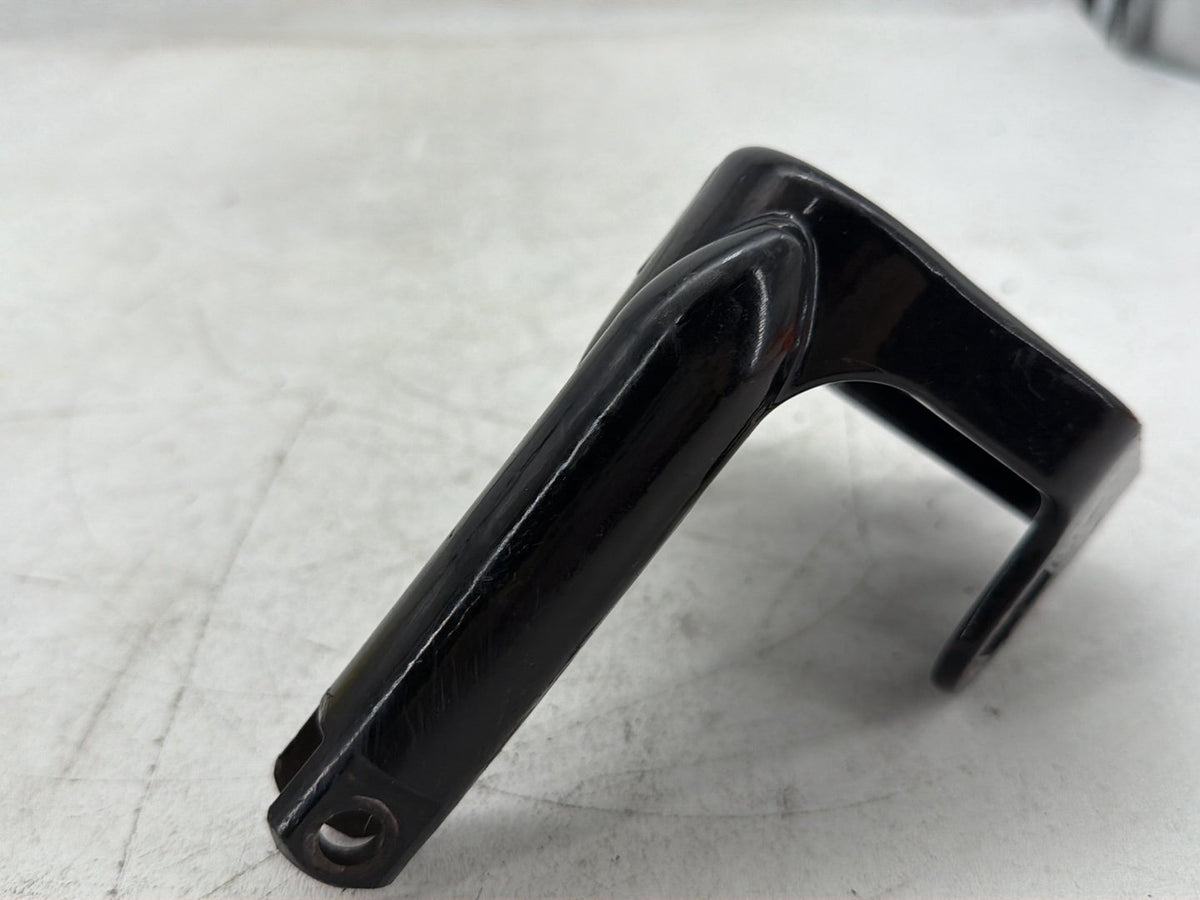 2003 Harley Softail Deuce FXSTD OEM Right 1 Footboard Mount Bracket
