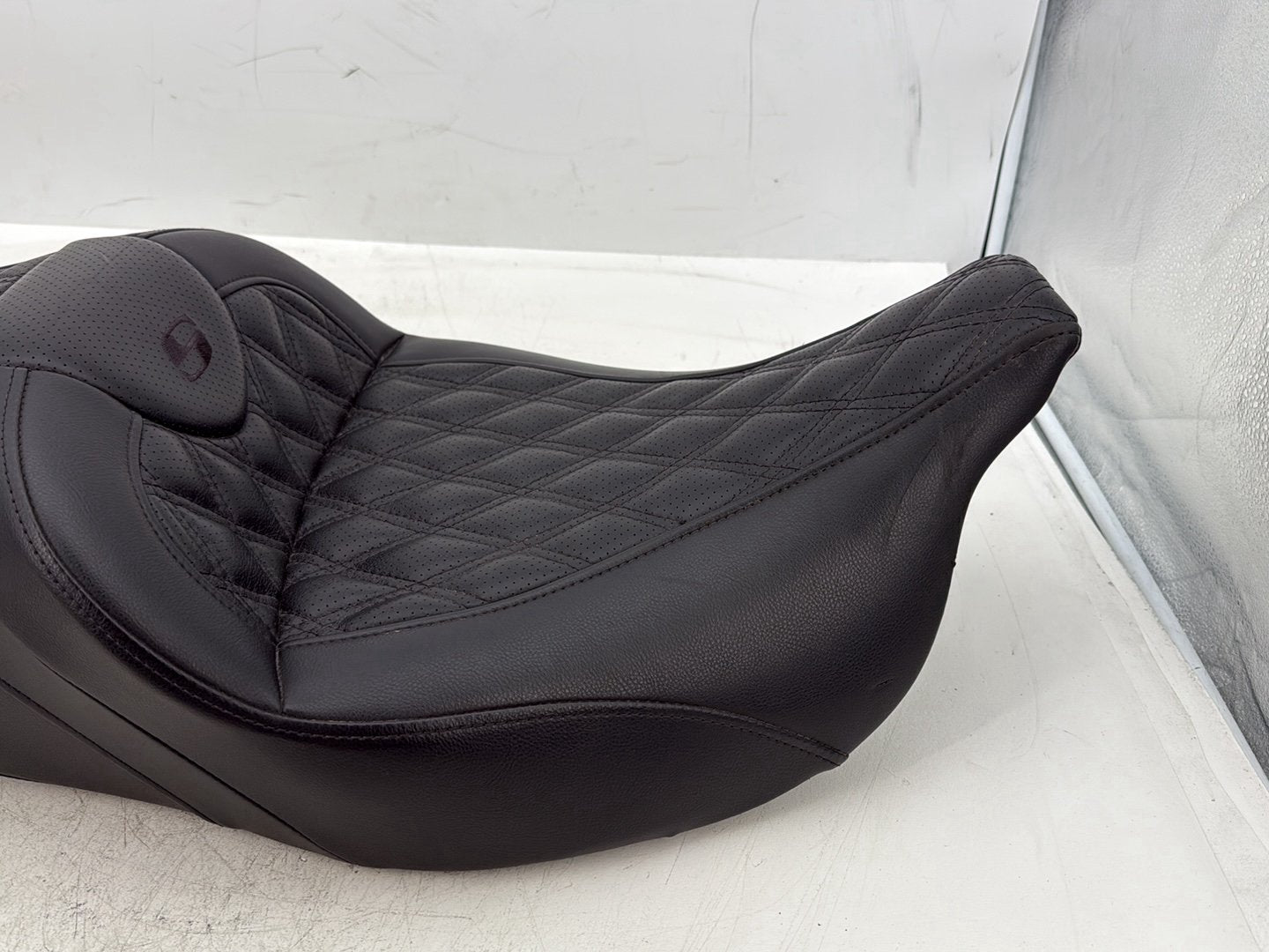 2012 Harley Road Glide Touring FLTRX Custom OEM Passenger Rider Driver Seat Saddle