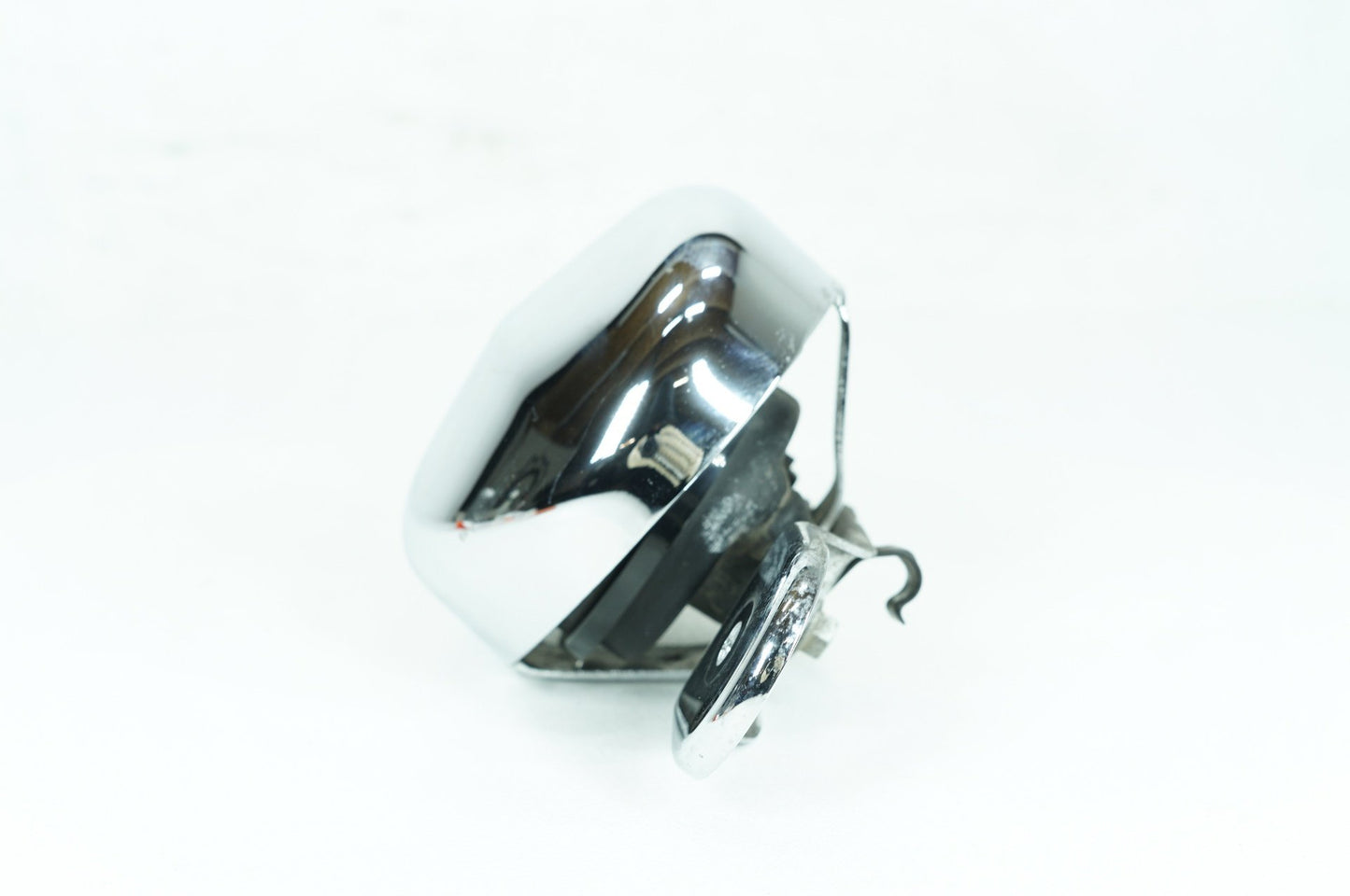 2007 - 2012 Harley-Davidson Touring Street Glide Horn Signal Klaxon Chrome Cover 69012-93A