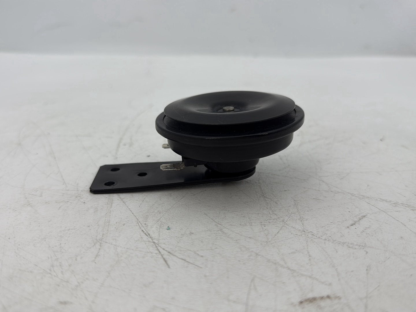 2006 Harley Sportster XL883C 883 Custom OEM Signal Horn Klaxon Beep