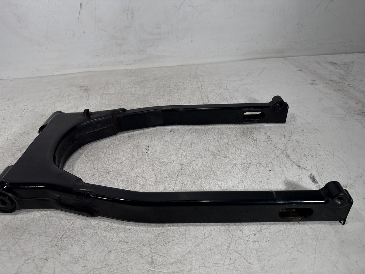 1995 Harley Electra Glide Touring FLHT OEM Rear Fork Swingarm Swing Arm