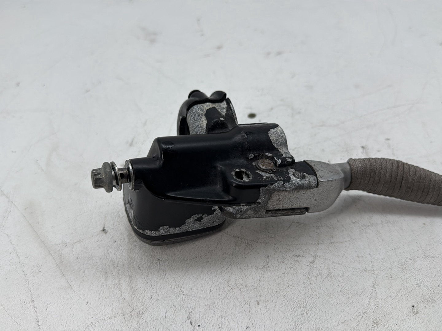 2006 Harley Touring FLHTCI Electra Glide Classic OEM Front Right Brake Lever Master Cylinder