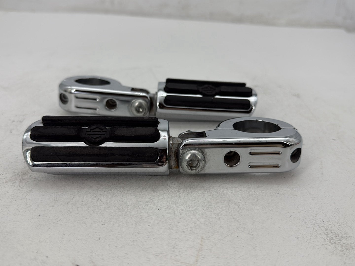 2004 Harley Softail FLSTC Heritage Classic OEM Front Right Left Highway Foot Pegs
