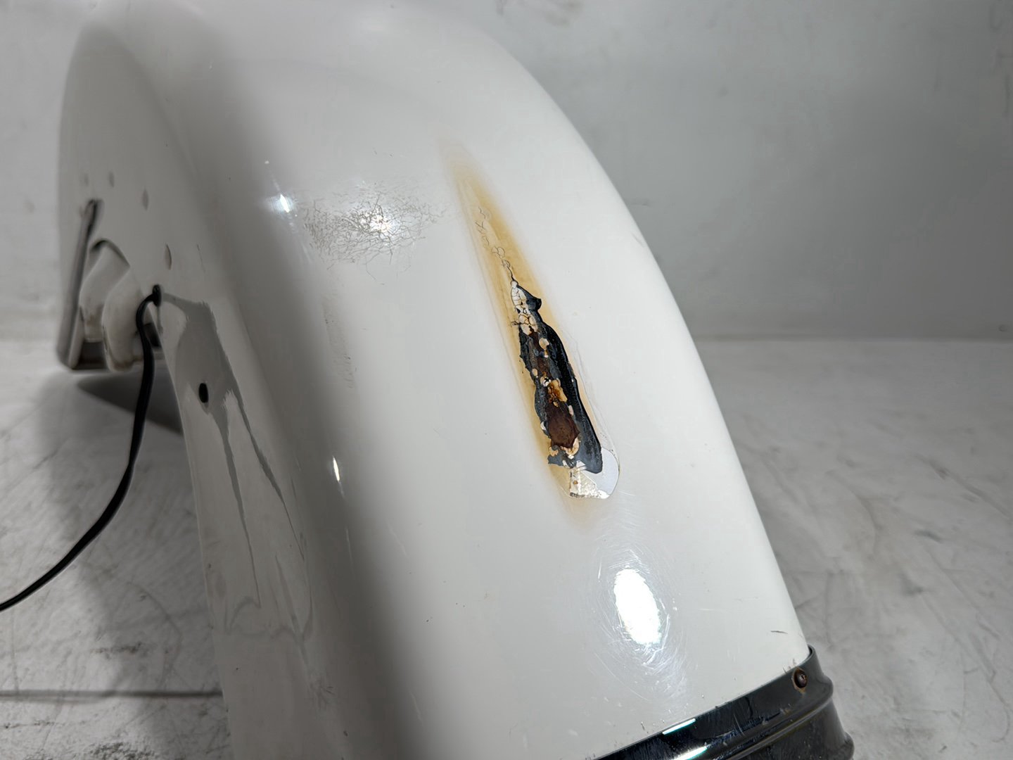 1996 Harley Road King Touring Police FLHPI OEM Front Wheel Fender Shell Panel