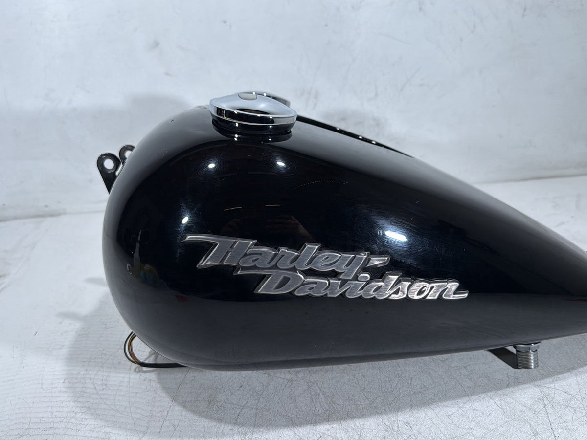 2009 Harley Dyna Street Bob FXDB OEM Fuel Gas Tank Gasoline Reservoir