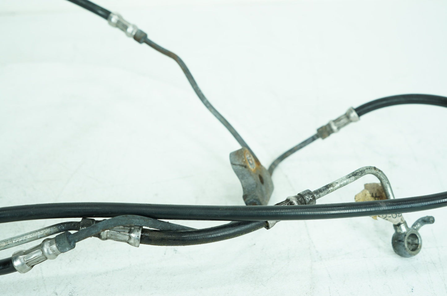 2007 - 2016 Harley-Davidson Touring Street Glide Front Brake Hose Line Pipe ABS 40612-09