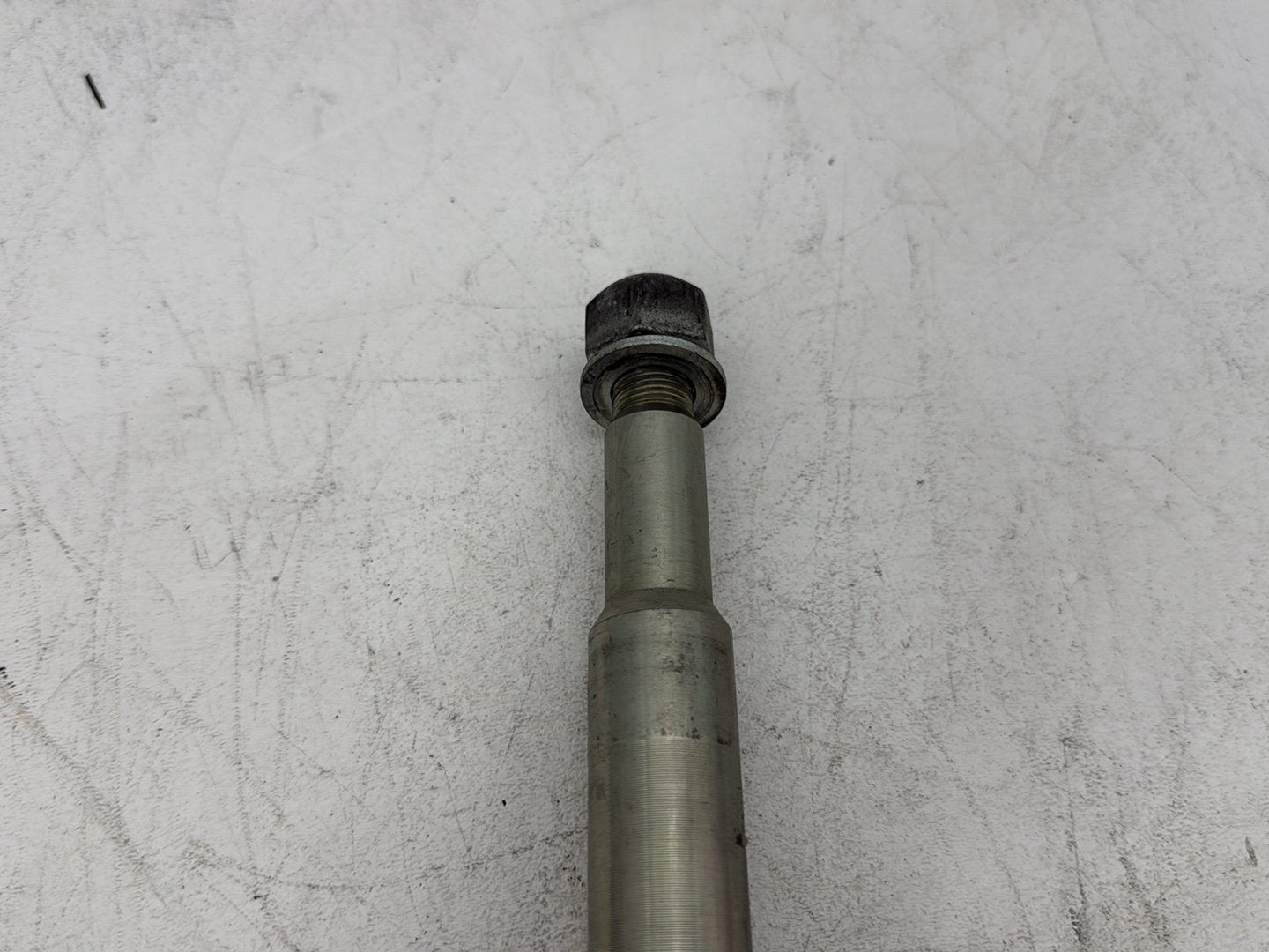 2009 Harley Sportster 883 Low XL883L OEM Front Wheel Axle Bolt Shaft