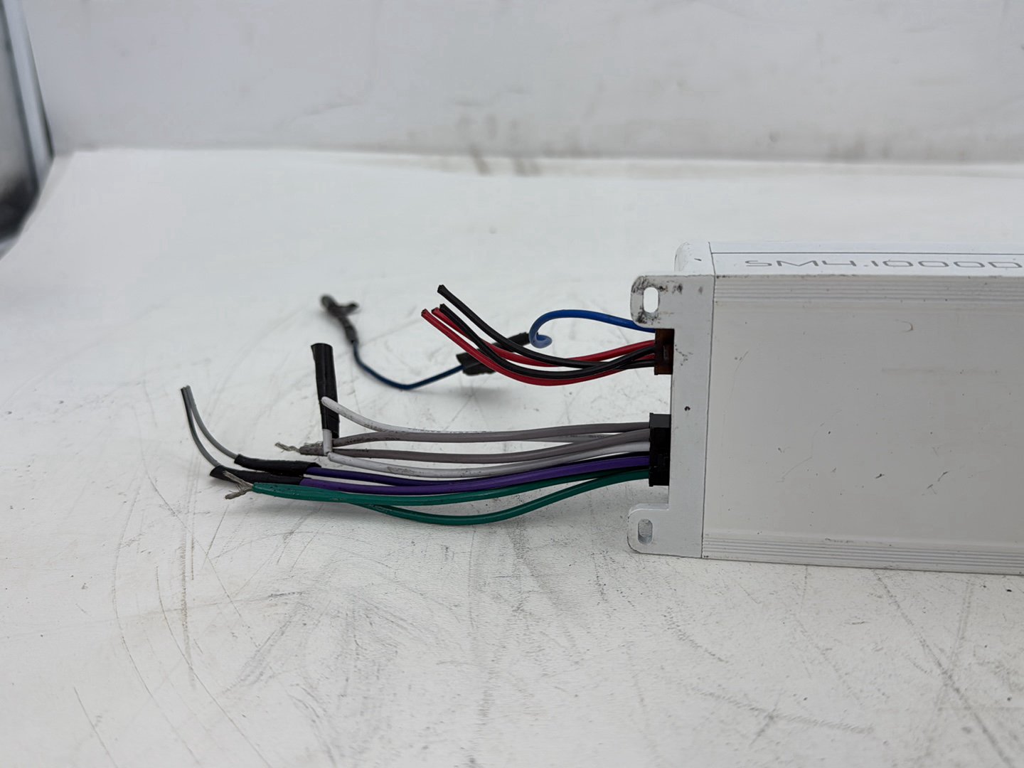2011 Harley Electra Glide Ultra FLHTK OEM Radio Stereo Audio Sound Amplifier Amp