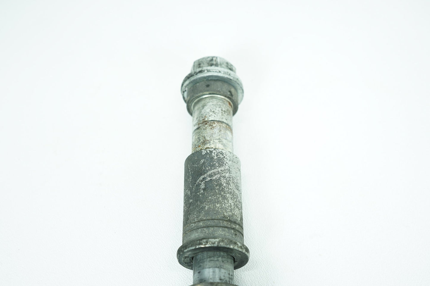 2007 - 2011 Harley-Davidson Softail Heritage Classic Engine Mount Pivot Bolt Shaft 48093-00
