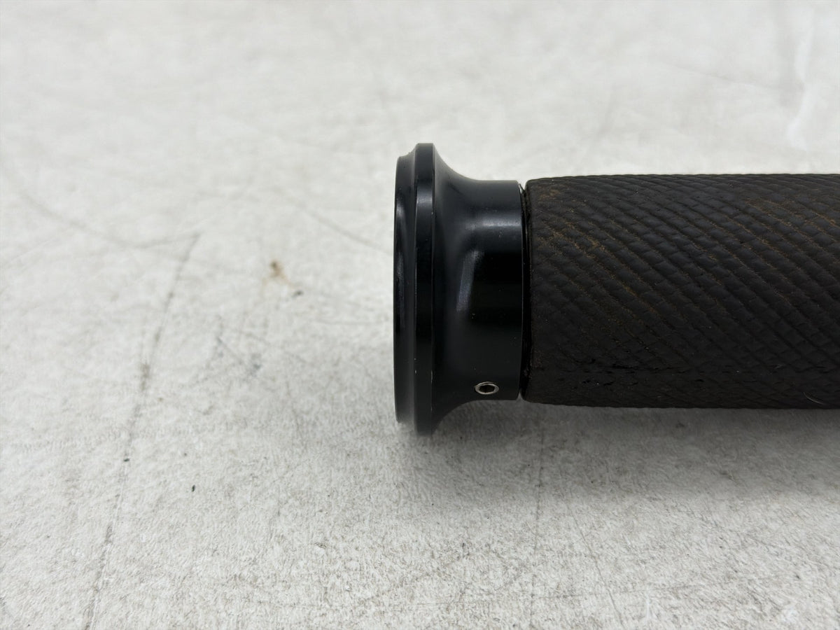2001 Harley Fat Boy Softail FLSTFI OEM Front 1 Hand Grip Handgrip Hold