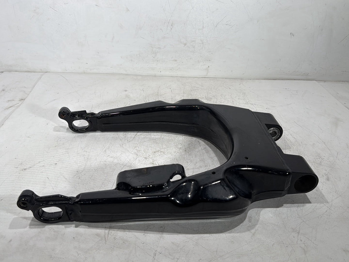 2012 Harley Electra Glide Touring Ultra OEM Rear Fork Swingarm Swing Arm