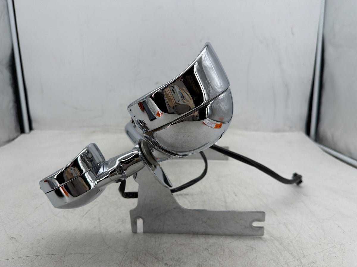 2004 Harley Electra Glide Touring Ultra OEM Front Turn Signal Indicators Aux Light Bar