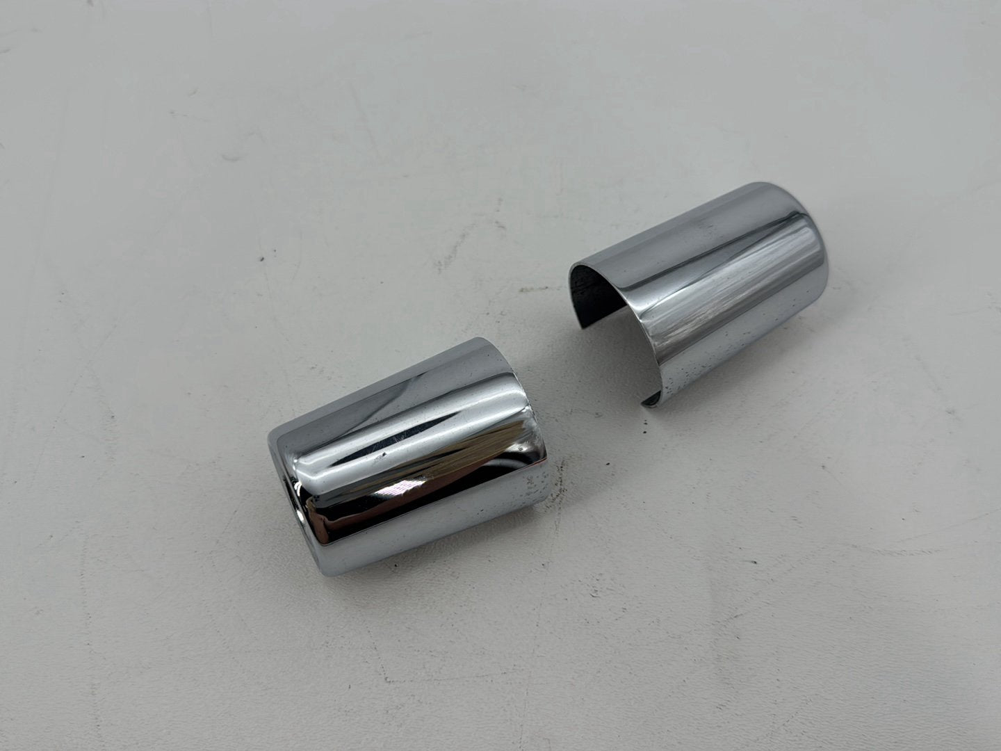 1999 - 2006 Harley-Davidson Dyna Low Rider Front Wheel Axle Nut Covers Caps