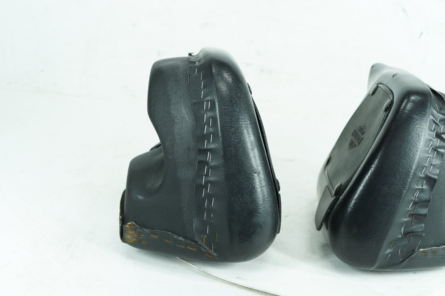 1997 Harley-Davidson Touring FLHTCUI - Storage Media Compartment Glove Box PN:  	58683-89B