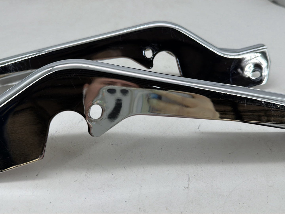 2007 Harley Street Glide Touring FLHX OEM Rear Left Right Fender Struts Bracket