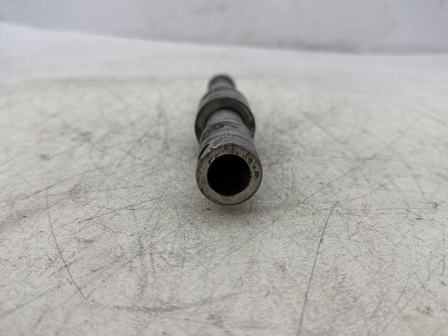 2012 Harley Dyna Super Glide Custom FXDCI OEM Front Wheel Axle Bolt Shaft
