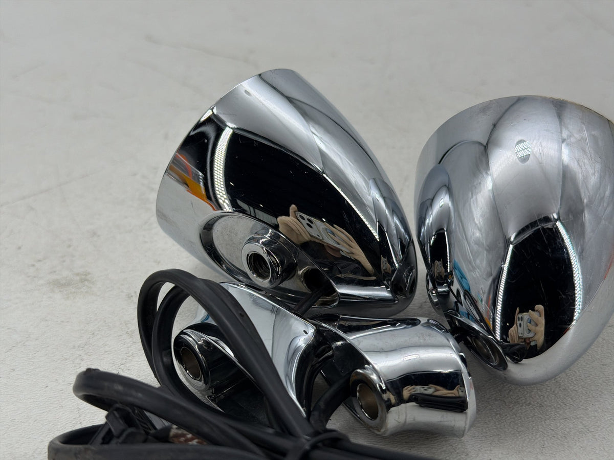 2016 Harley Dyna Fat Bob FXDF 103 OEM Rear Left & Right Turn Signals
