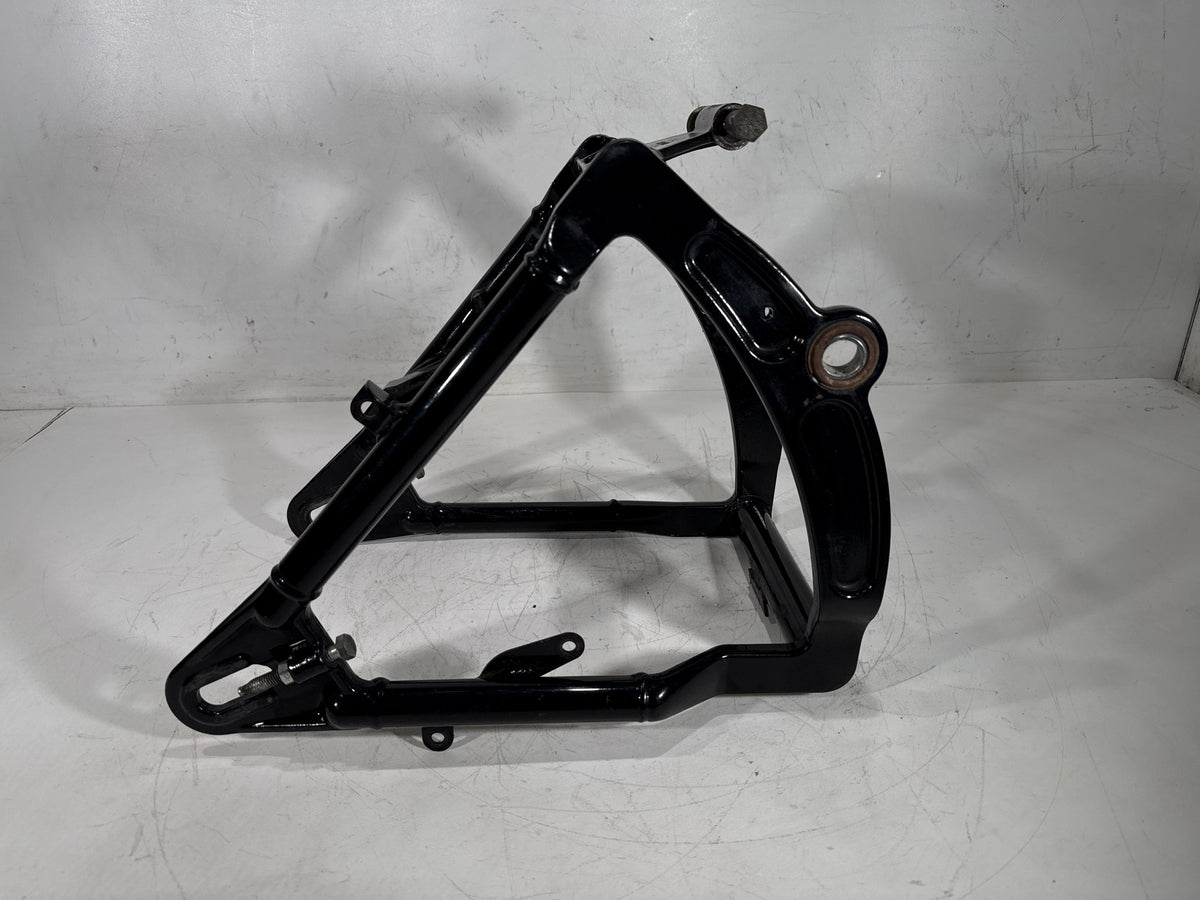2001 Harley Softail Standard FXST OEM Rear Fork Swingarm Swing Arm