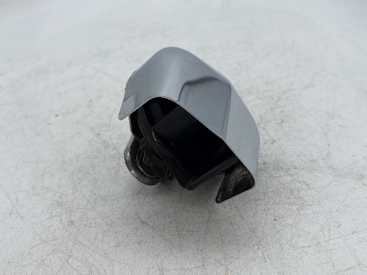 2009 Harley Road King Touring Police OEM Horn Signal Klaxon Chrome Cover