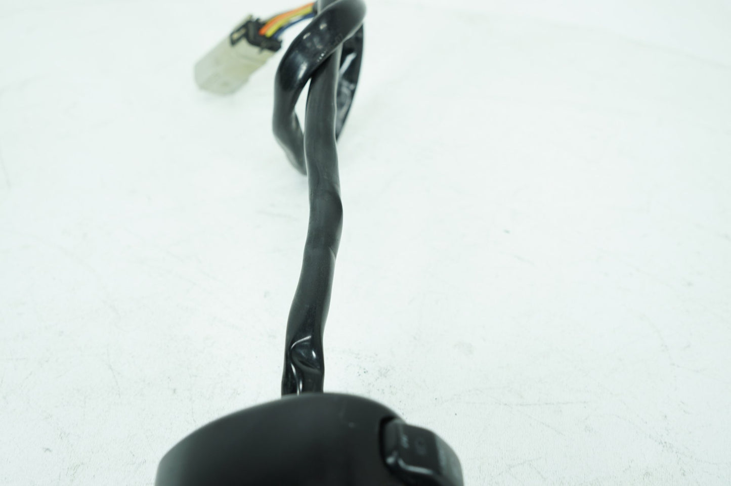 2004 - 2022 Harley-Davidson Sportster  Left Turn Signal Headlight Switches Controls 71598-00