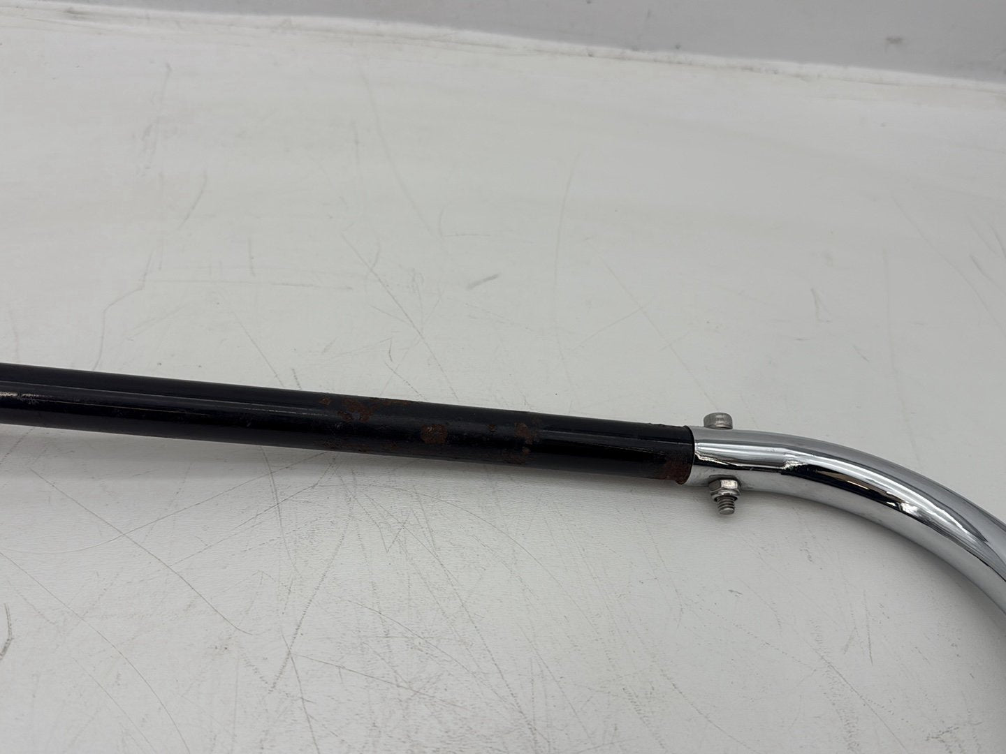 2007 Harley Touring FLHTCU Electra Glide Ultra OEM Rear Left Right Saddlebag Guard Rails Bar