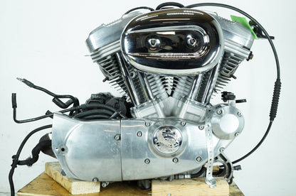2004 - 2013 Harley-Davidson Sportster Low EFI 883 Engine Motor Transmission 19566-08