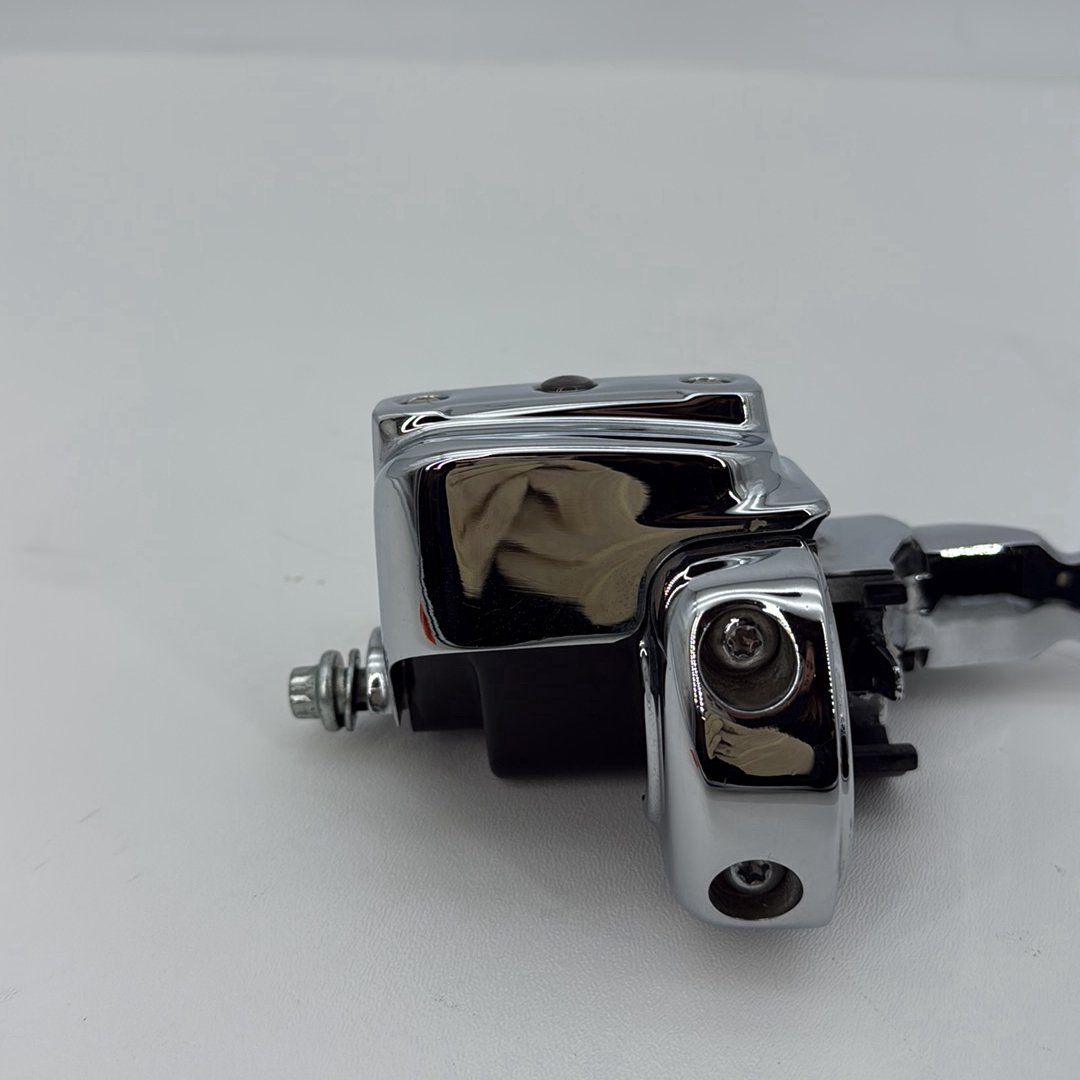 2007 - 2012 Harley-Davidson Touring Street Glide Front Right Brake Lever Master Cylinder  	45105-05A