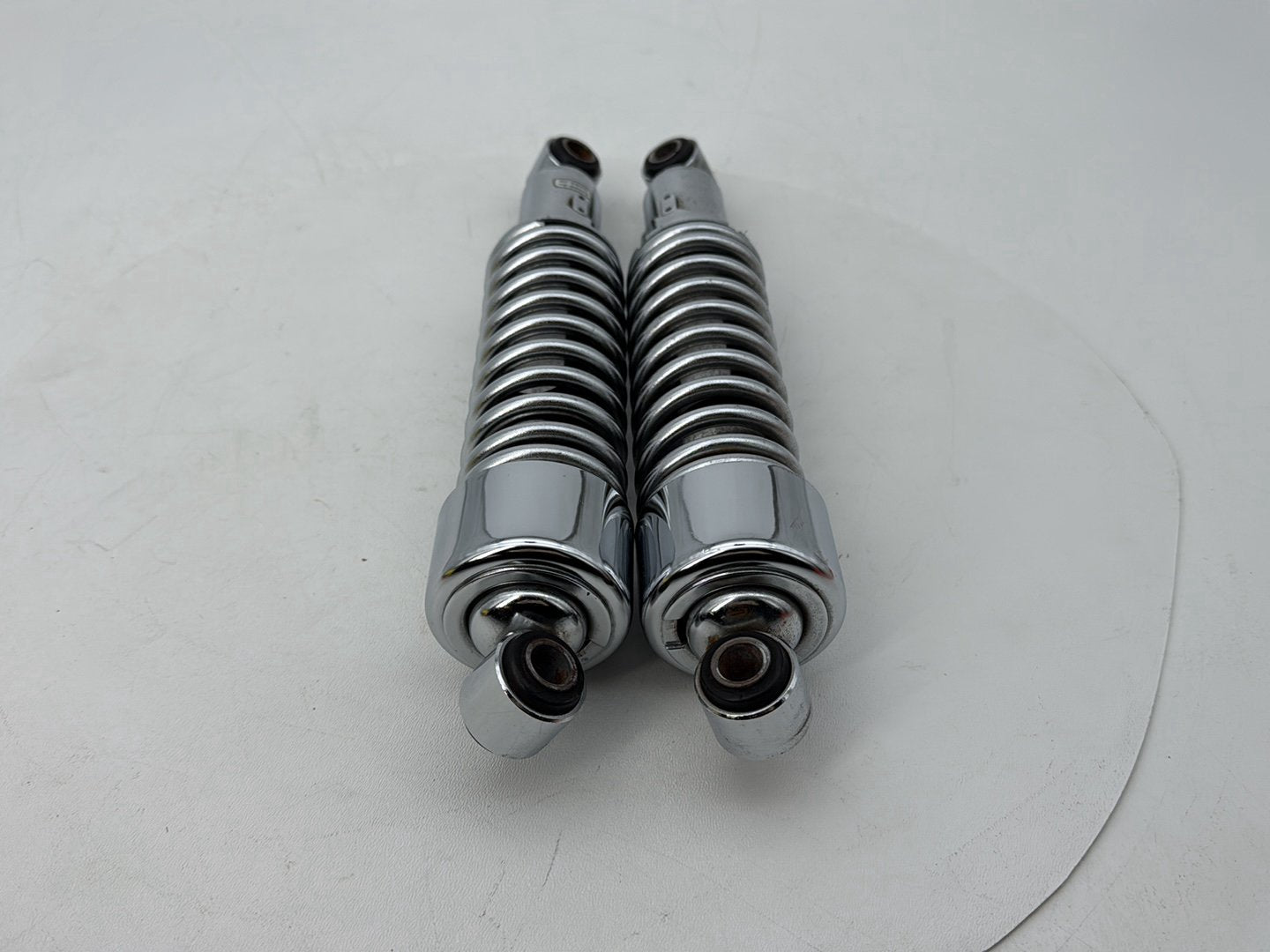 2004 - 2013 Harley-Davidson Sportster 883 Custom Rear Left Right Shock Absorbers  	54568-04
