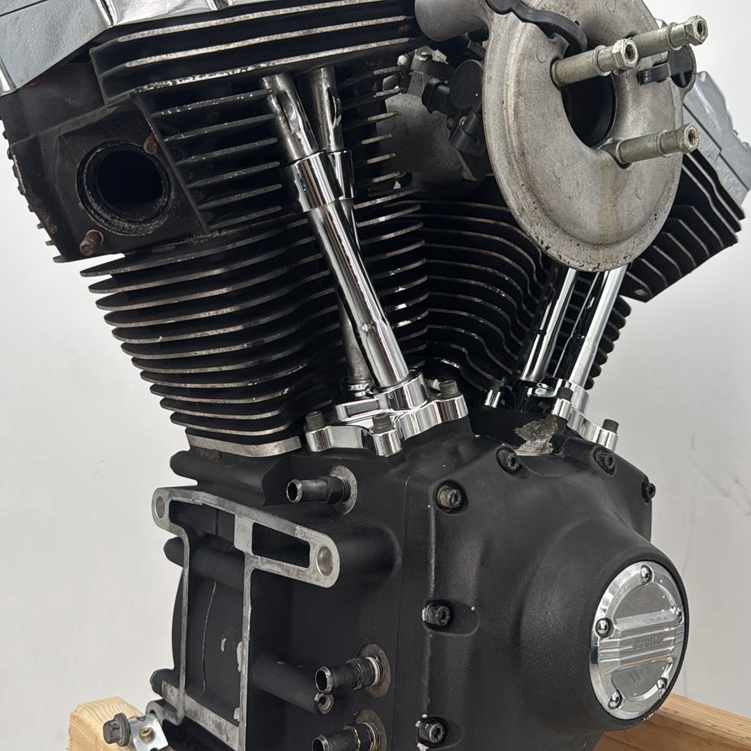 05 Harley Touring FLHRCI Road King Classic OEM EFI Twin Cam 88 Engine Motor 26K